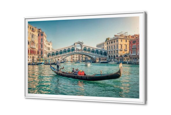 تابلوه مدينة فينيسيا SA23668 كل التابلوهات المودرن, قوارب و مراكب, لوحات مدن على البحر, بحار و شواطئ و مراكب, اماكن و مدن و مباني ازرق - تركواز, بنى - بيج صور فوتوغرافية, مودرن غرفة المعيشة, مكاتب – شركات - اعمال بالعرض, ببرواز, برواز SF9, برواز ابيض, مستطيل