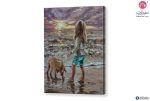 لوحات ديكور فتاة صغيرة مع كلب على الشاطئ SA50797 اطفال رمادى لوحات فنية غرفة اطفال