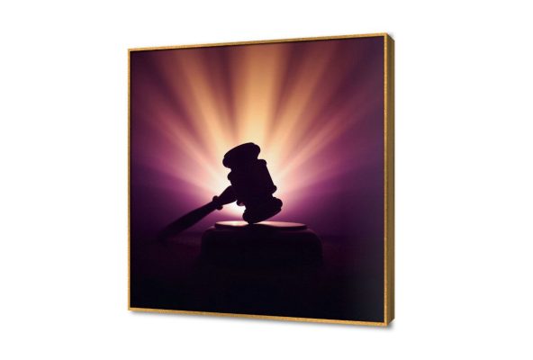 لوحات فنية فخمة تعبر عن العدالة والقانون SA105536 اعمال و شركات, قانون - قضاء - محاماه, كل التابلوهات المودرن اسود, الوان داكنة, بنى - بيج, موف – ارجوانى ديجيتال آرت, لوحات فنية, مودرن غرفة الاستقبال, غرفة المعيشة, مدخل المنزل, مكاتب – شركات - اعمال ببرواز, برواز ذهبى, مربع